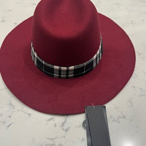 New Steve Madden Felted Fedora Hat  on-trend style, women, accessories - Picture 4 of 6